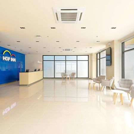 Hop Inn Hotel Davao City Buitenkant foto